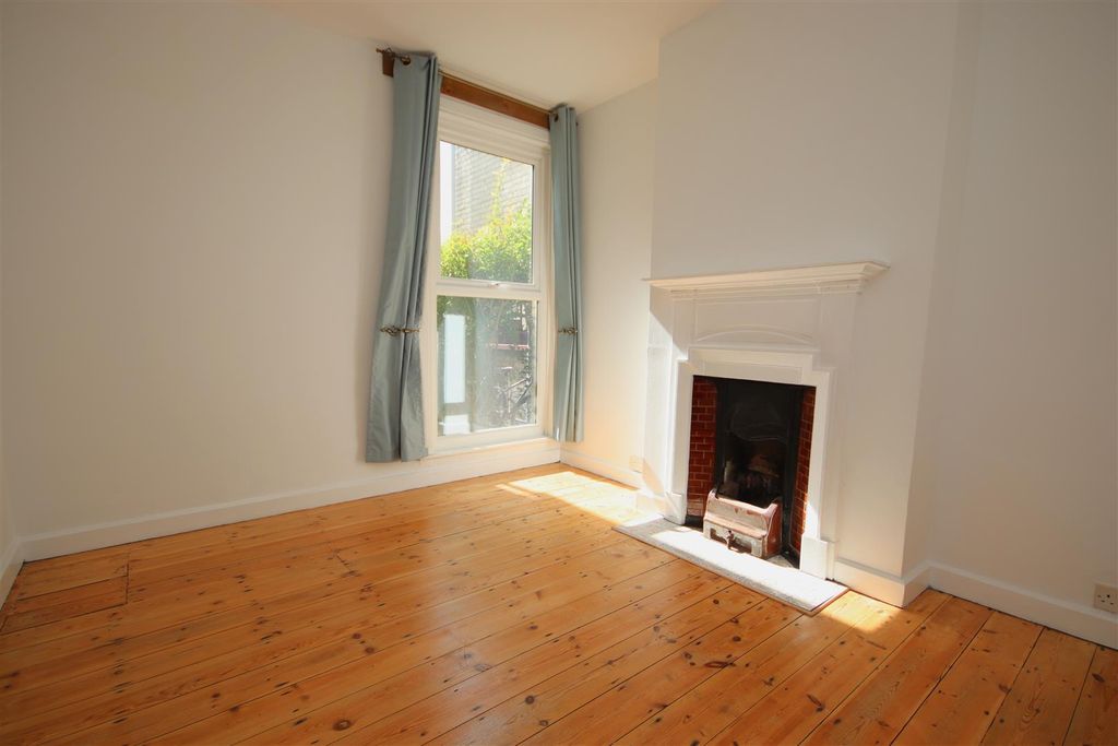 Property photo 3 of 14 Img_2219.Jpg