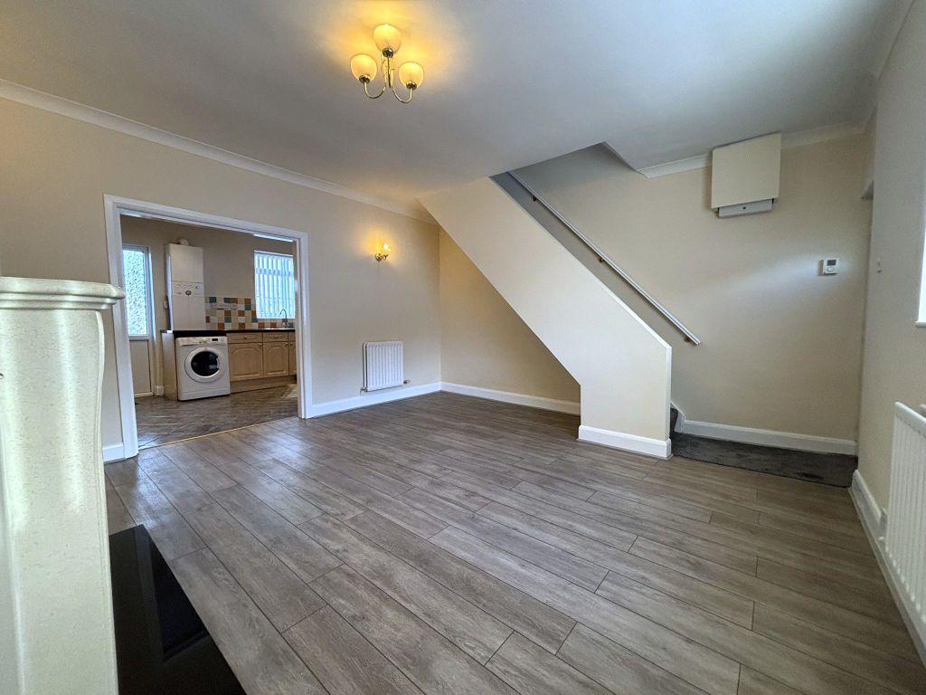 Property photo 3 of 9 Photograph 3