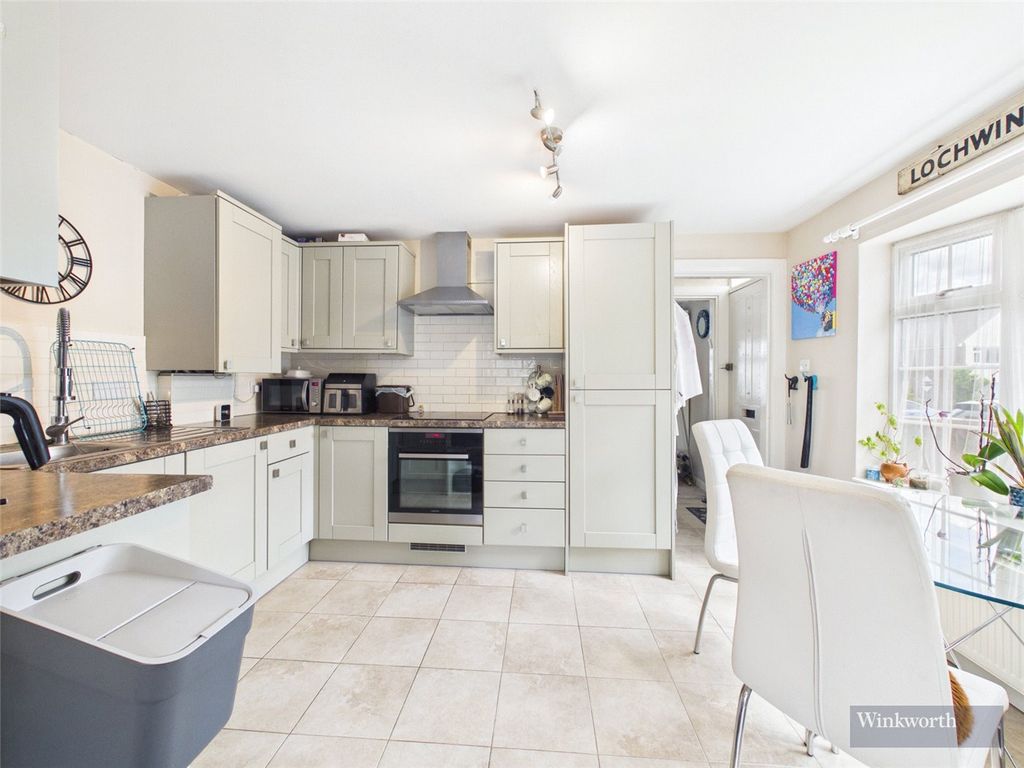 Property photo 3 of 11 Picture No. 06