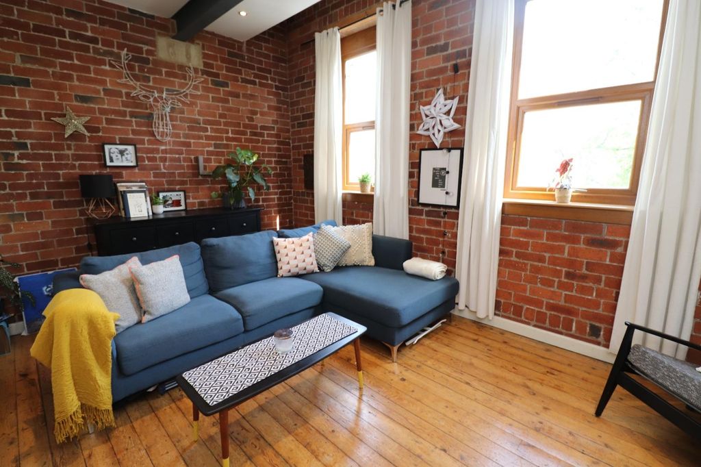 Property photo 3 of 11 0 General