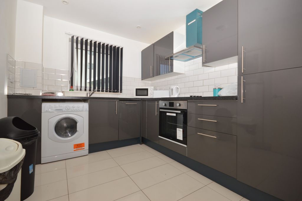 Property photo 2 of 9 Gallery