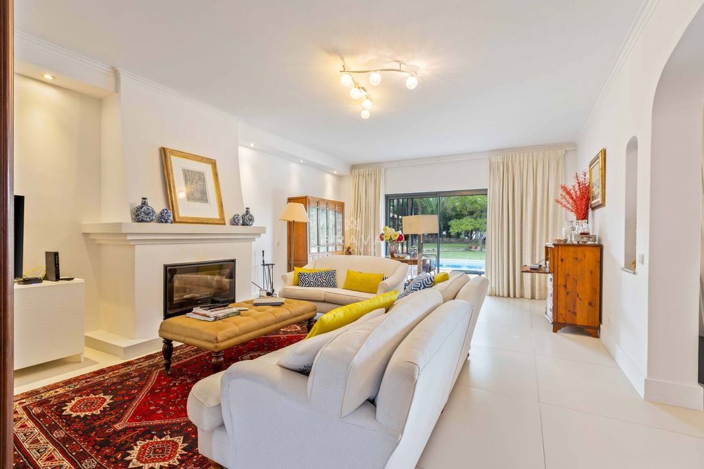 Property photo 2 of 55