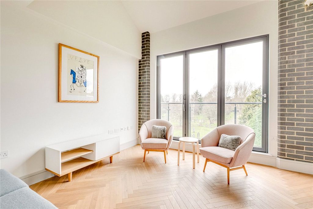 Property photo 3 of 10 Reception Room