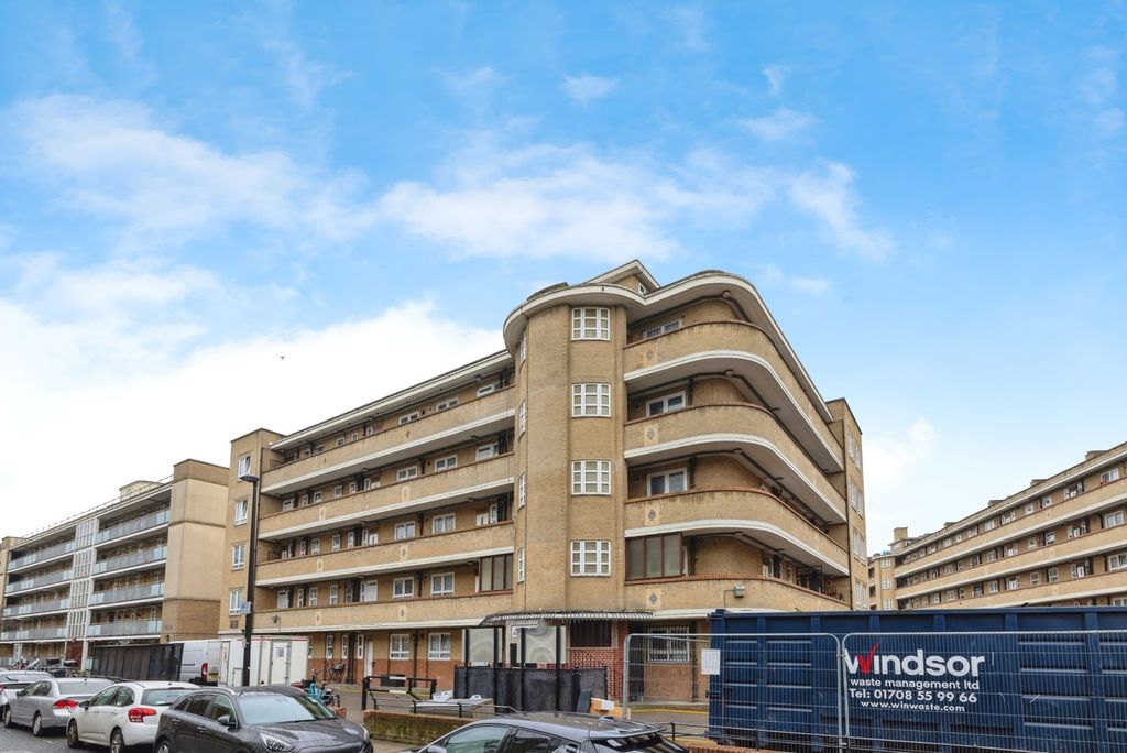 Property photo 2 of 16 Pbox-Img.Jpg