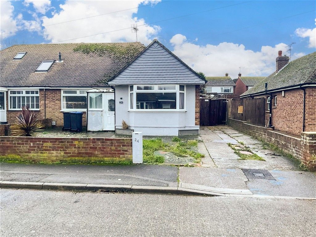 Property photo 2 of 6 Front