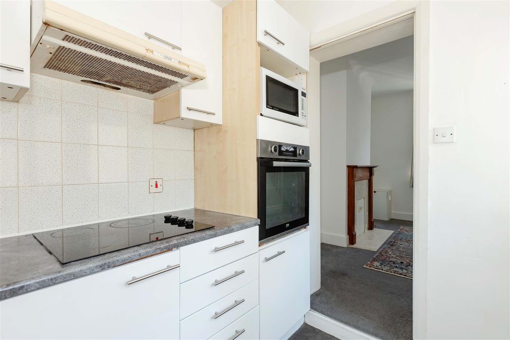 Property photo 3 of 14 Station Rd New_5.Jpg