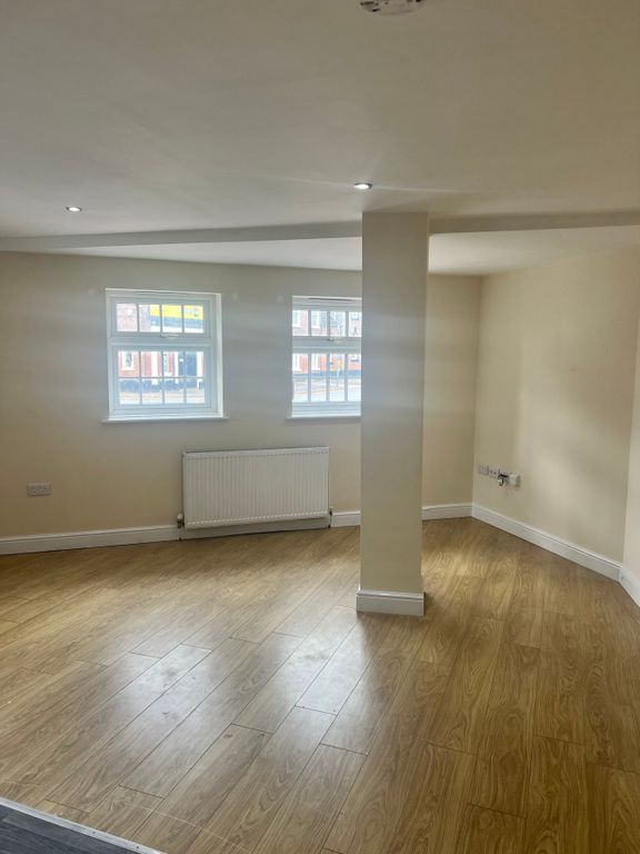 Property photo 1 of 4