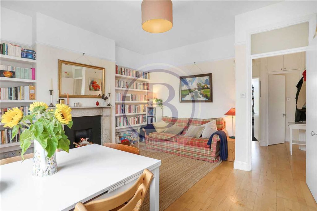 Property photo 2 of 17