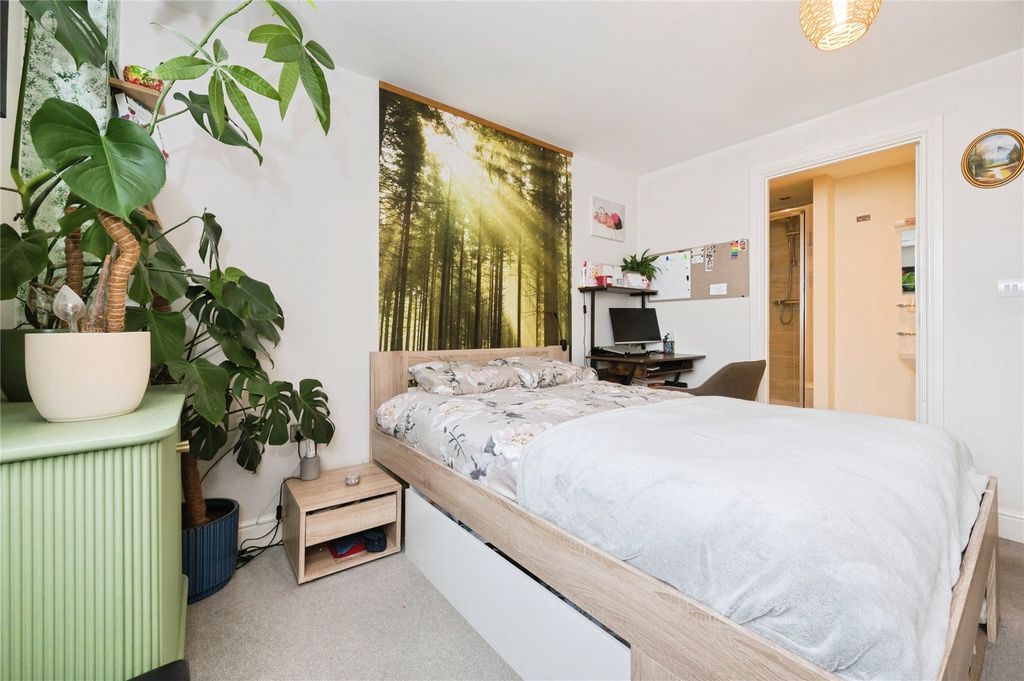Property photo 3 of 13 Picture No. 36