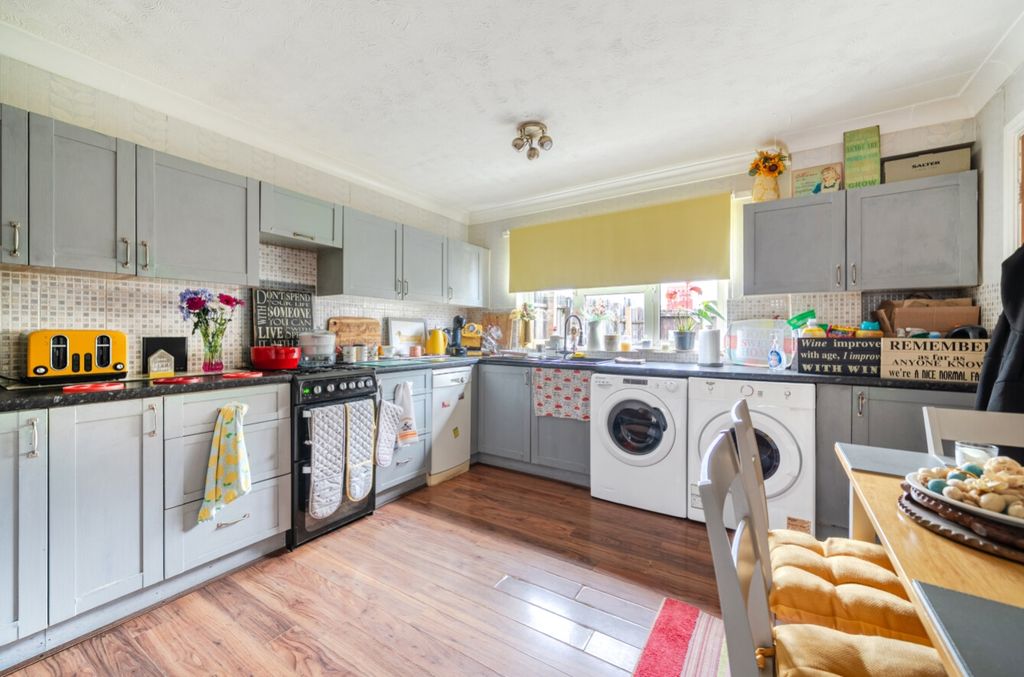 Property photo 3 of 23 1404934-12-6977Db65B66Bd