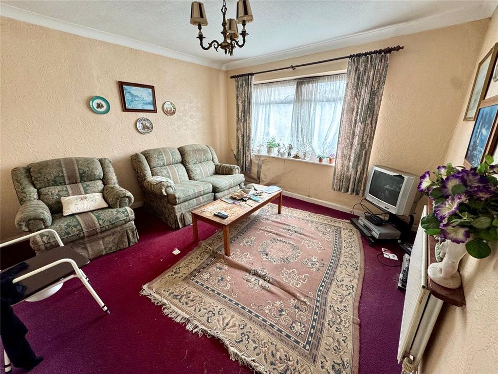 Property photo 3 of 10 Picture No. 10