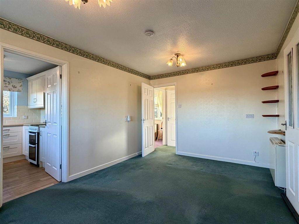 Property photo 2 of 12 Img_1486.Jpeg