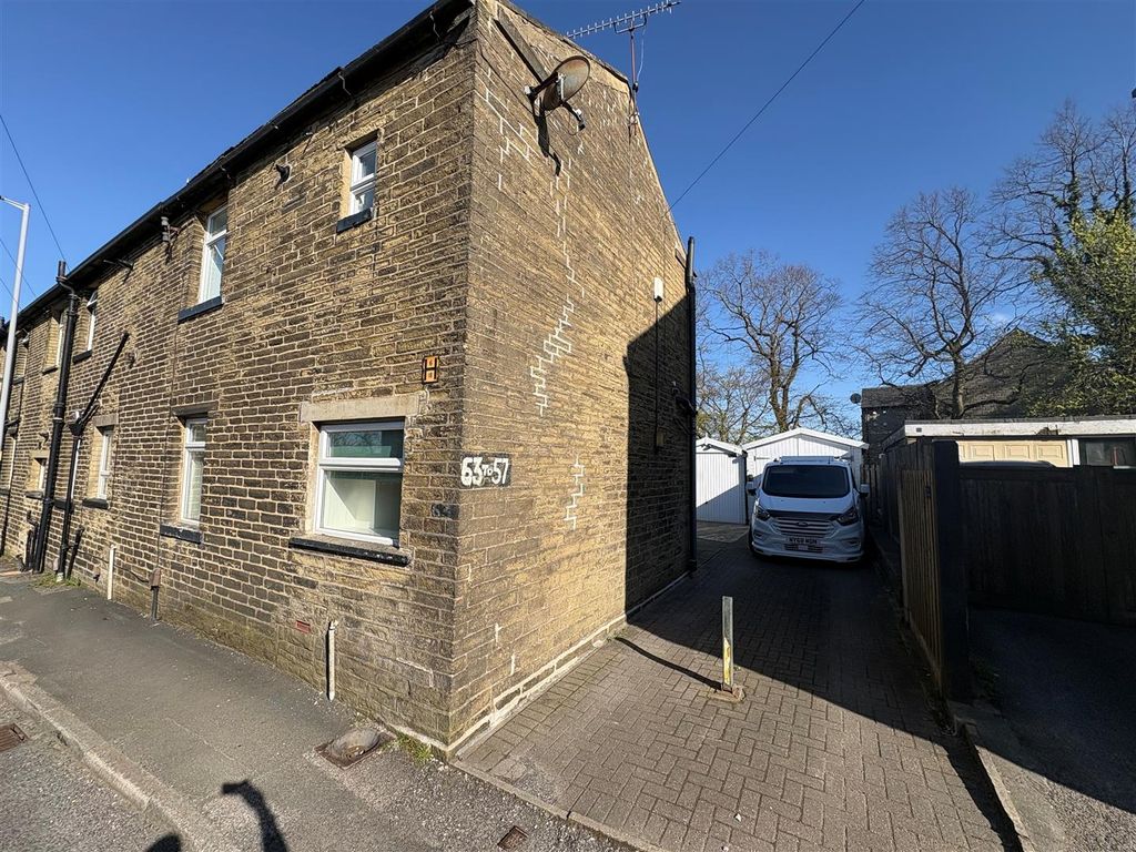 Property photo 1 of 20