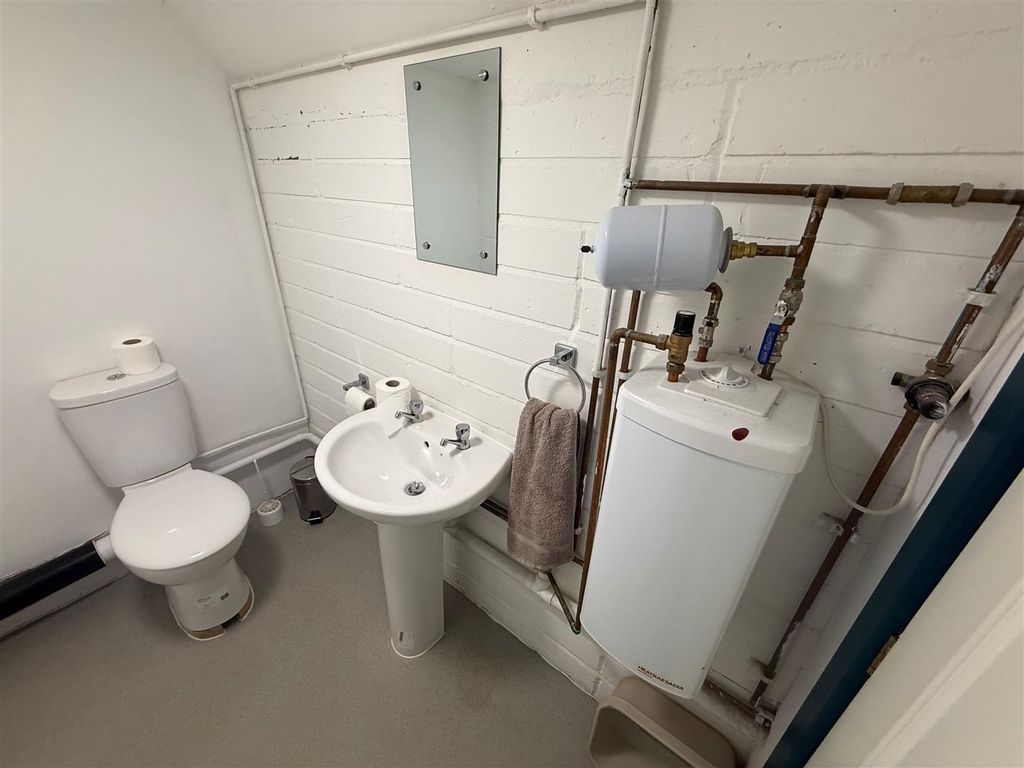 Property photo 3 of 8 Img_6903.Jpg