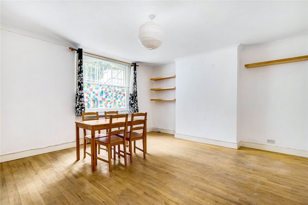 Property photo 2 of 10 Picture No. 21