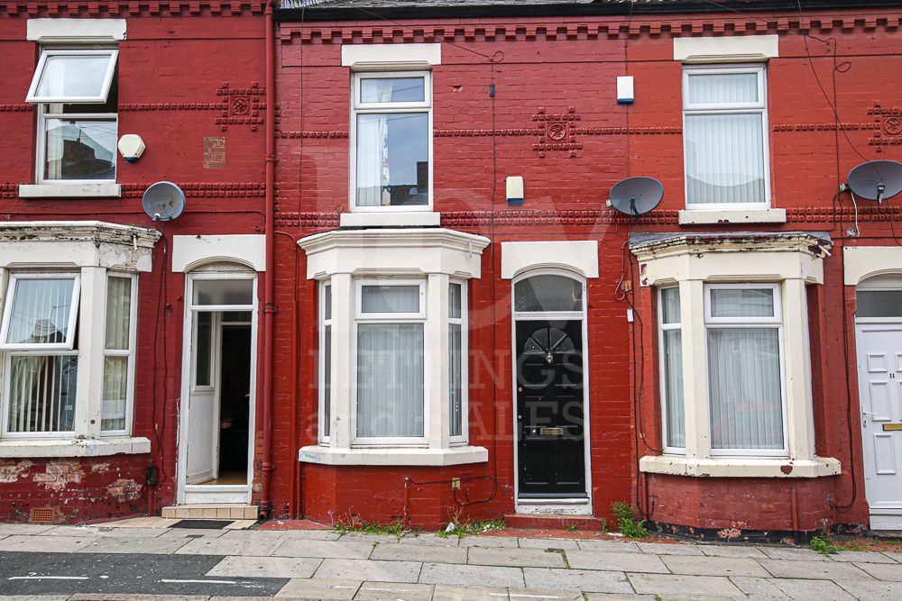 Property photo 1 of 8