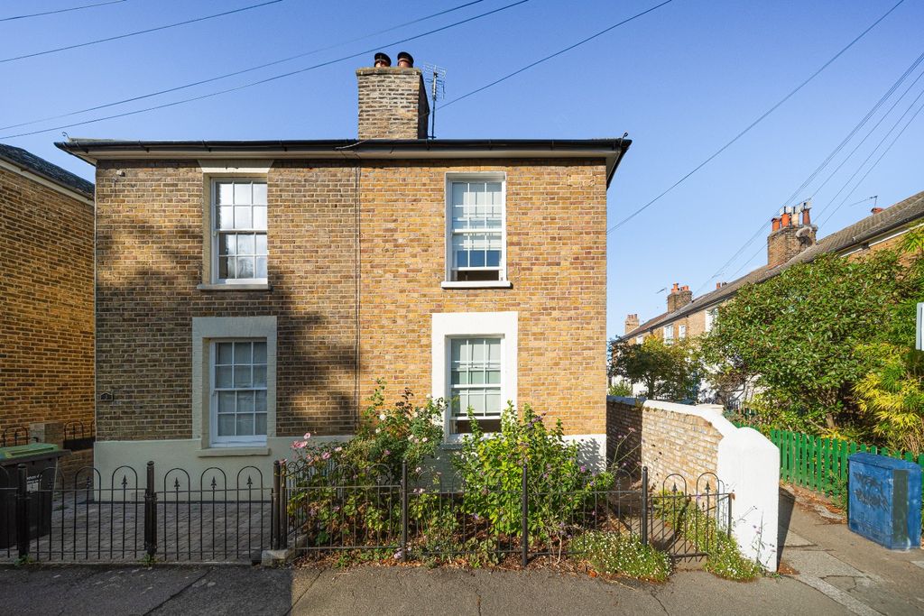 Property photo 1 of 17 5566860
