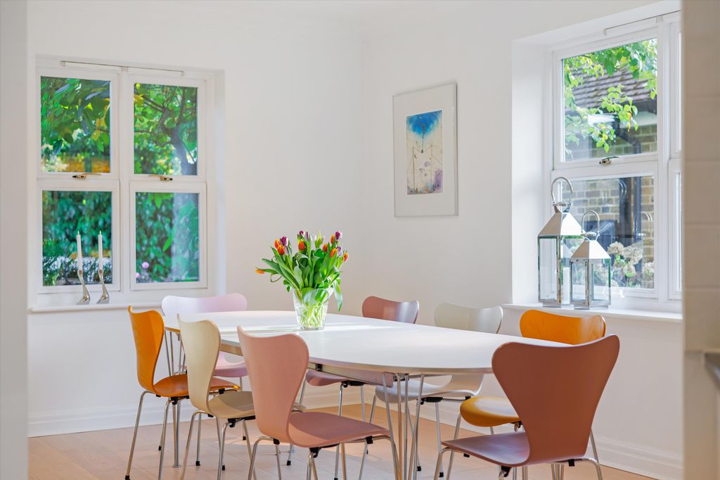 Property photo 2 of 28 Image