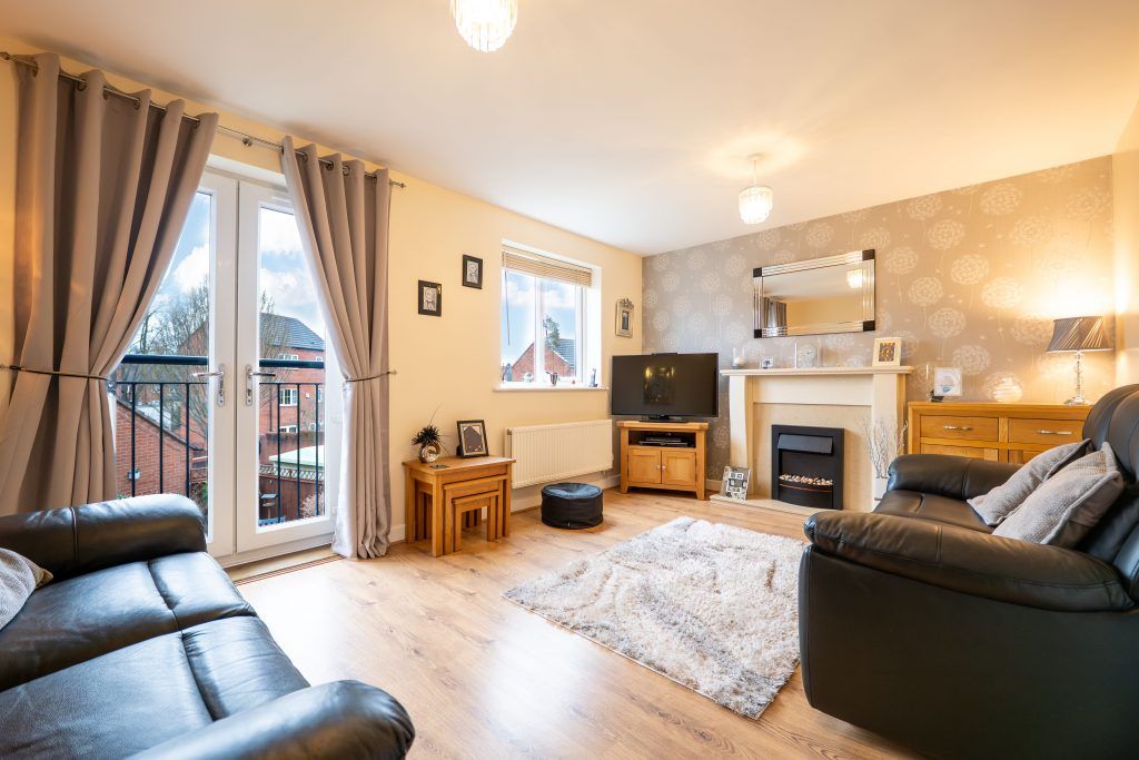 Property photo 3 of 34