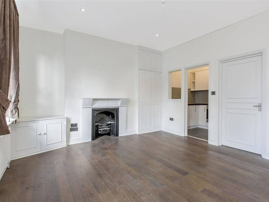 Property photo 2 of 5