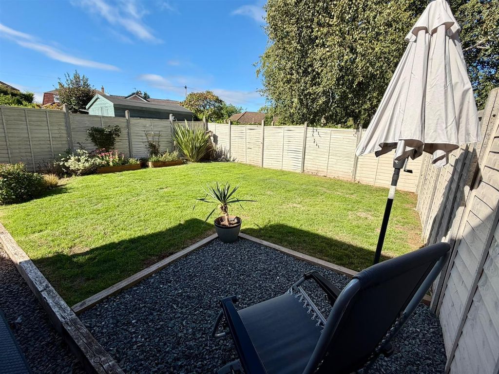 Property photo 2 of 16