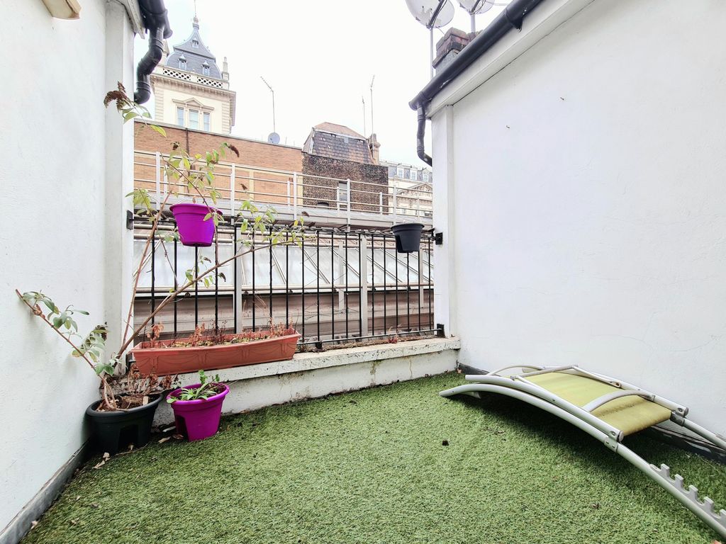 Property photo 1 of 7 Conduit Place, Paddington W2
