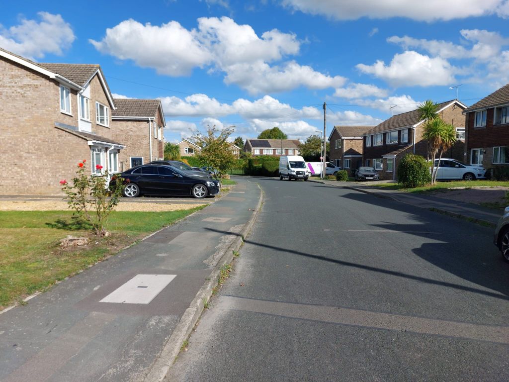 Property photo 2 of 3