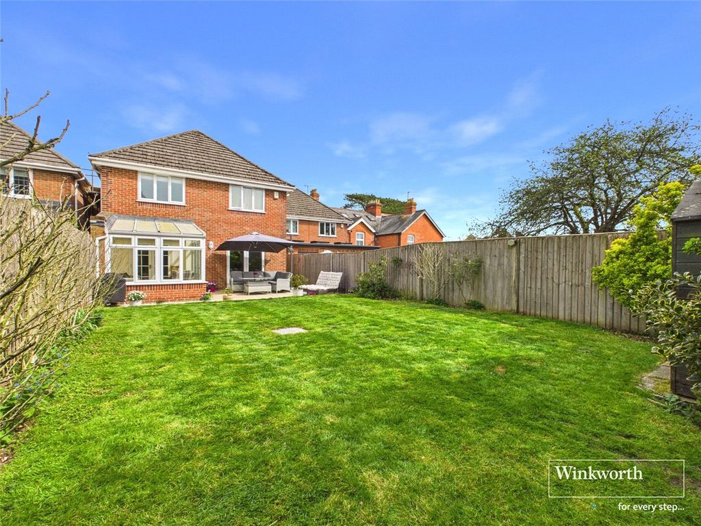 Property photo 1 of 21 Picture No. 24