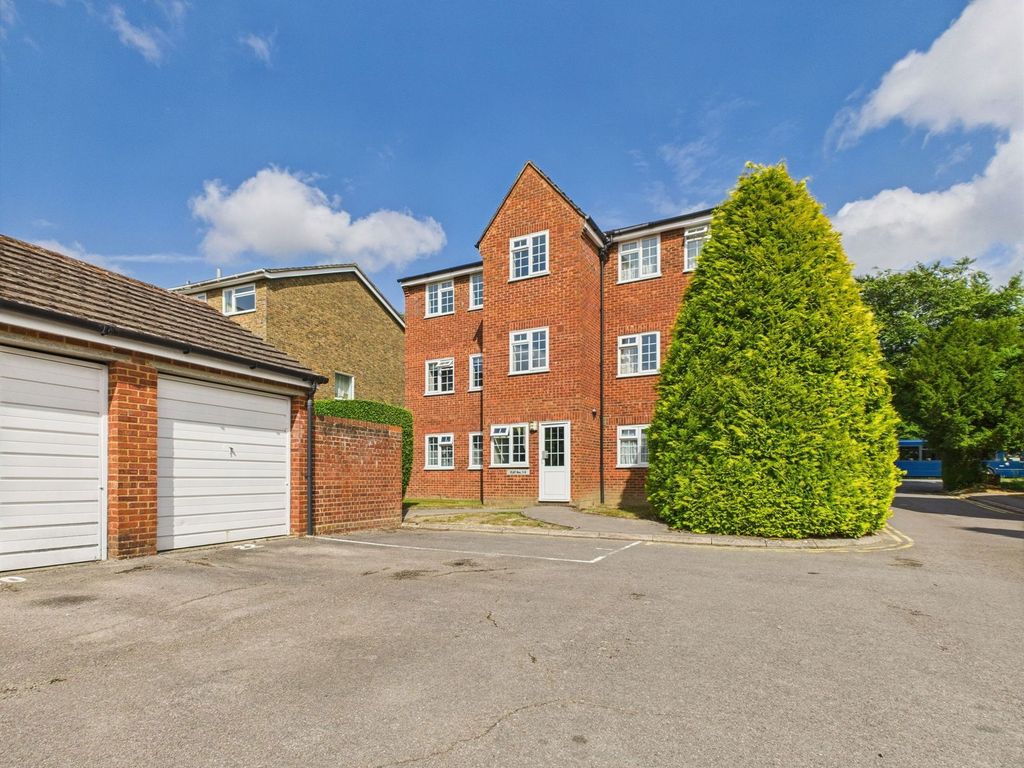 Property photo 1 of 7