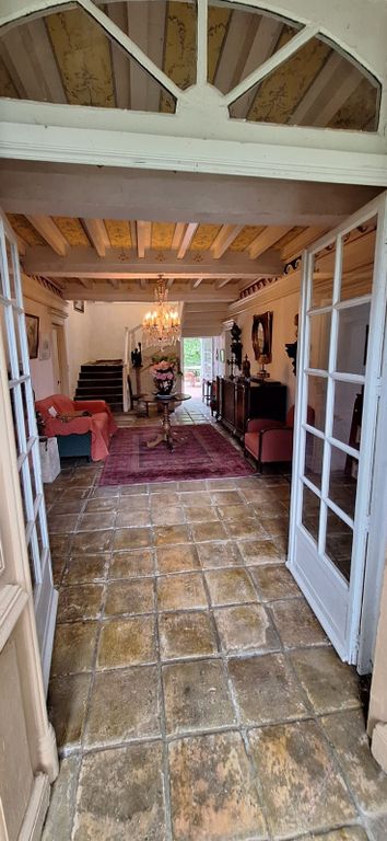 Property photo 2 of 49