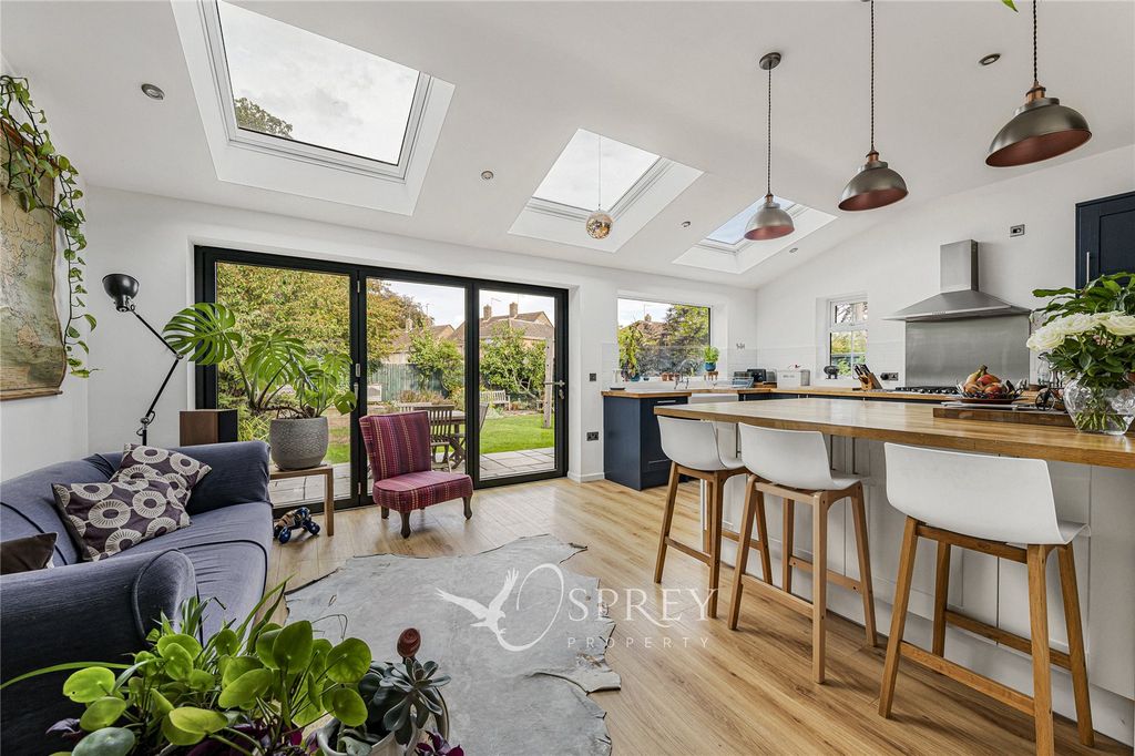 Property photo 3 of 23 Open Plan Kitchen