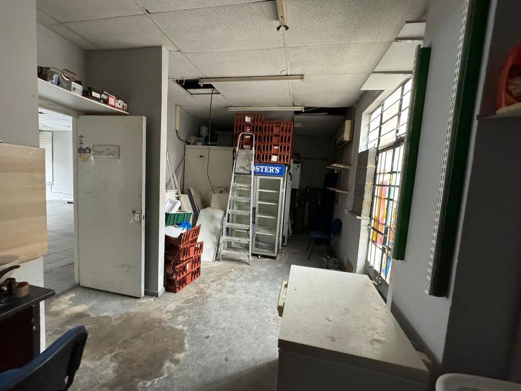 Property photo 3 of 5 Gallery