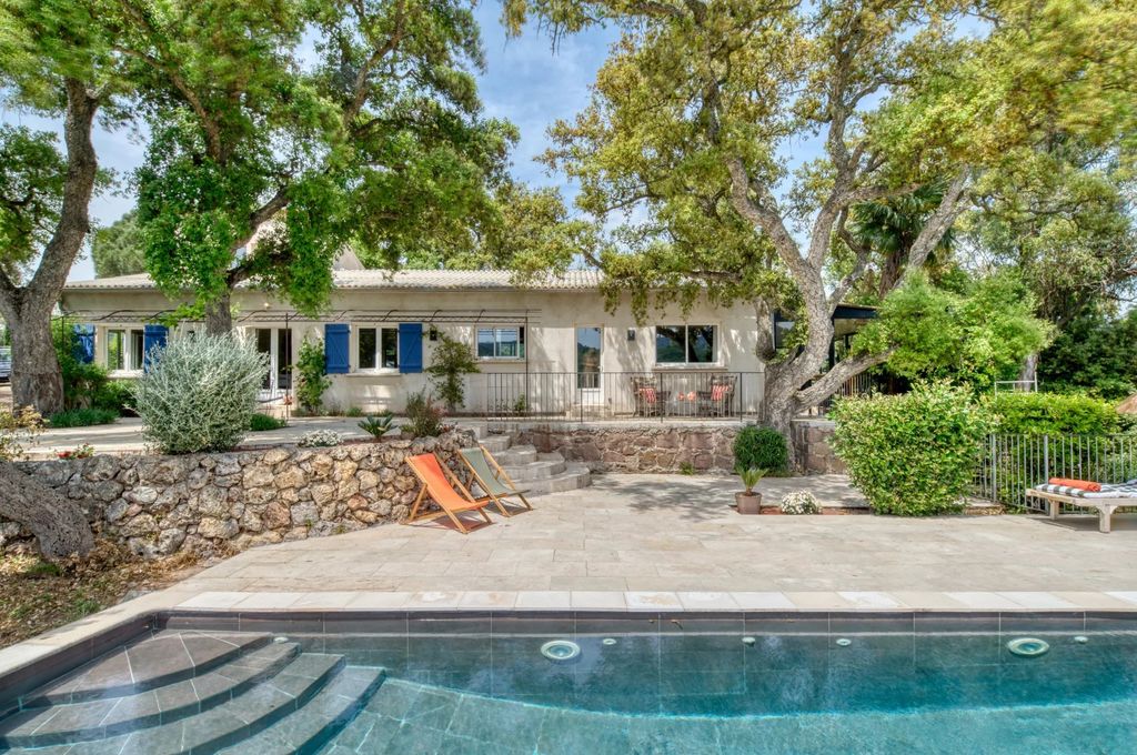 Property photo 1 of 31