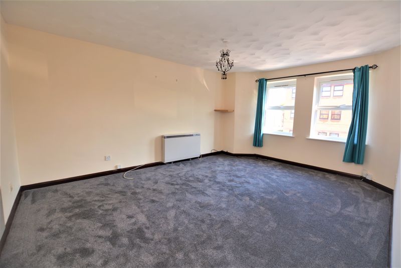 Property photo 2 of 7 Photo 5