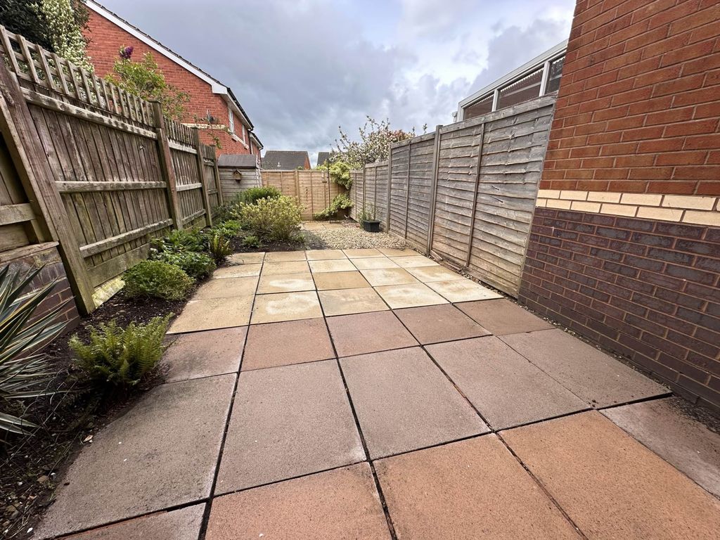 Property photo 3 of 11