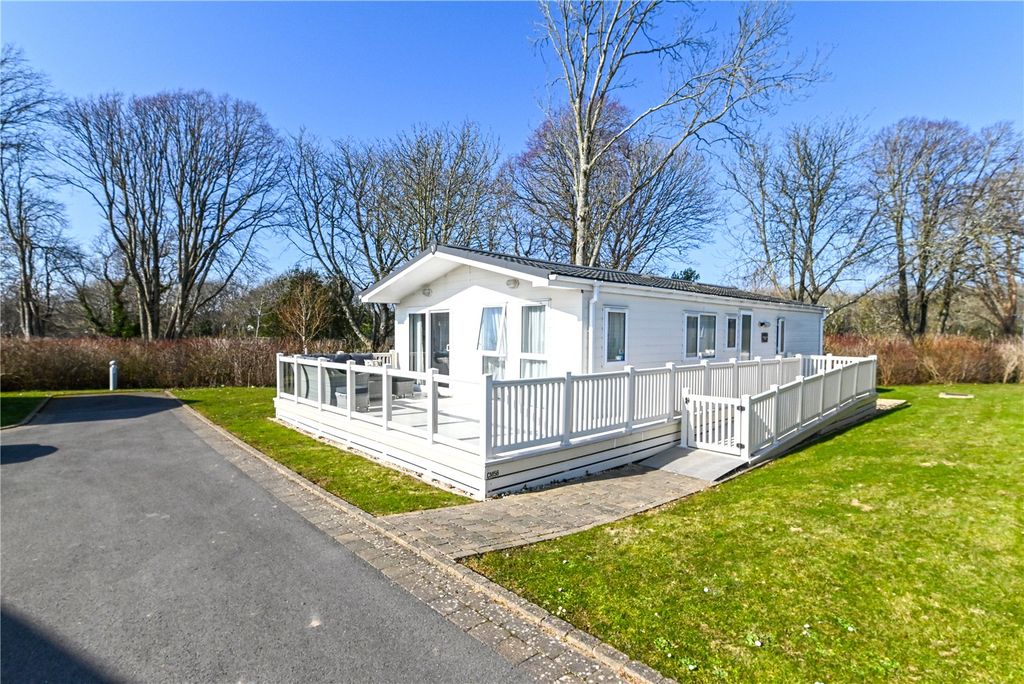 Property photo 1 of 17 Picture No. 02