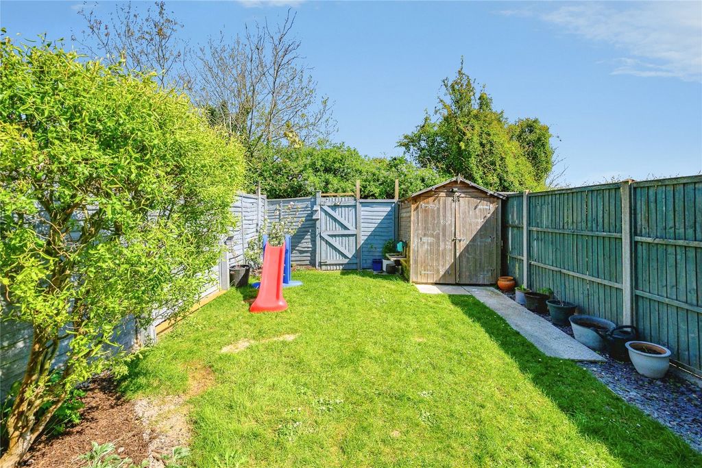 Property photo 2 of 14 Garden