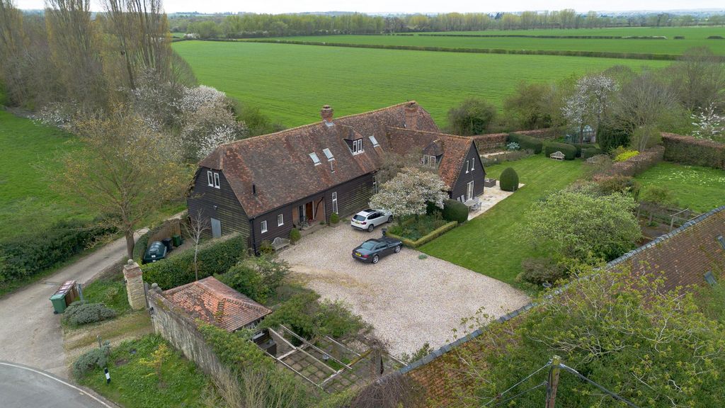 Property photo 1 of 26 The Vineyard