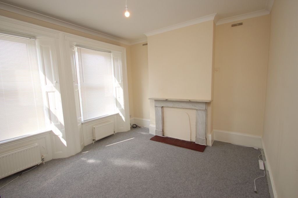 Property photo 2 of 9 Photo 12