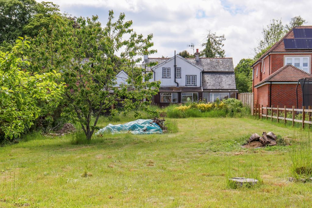 Property photo 3 of 18