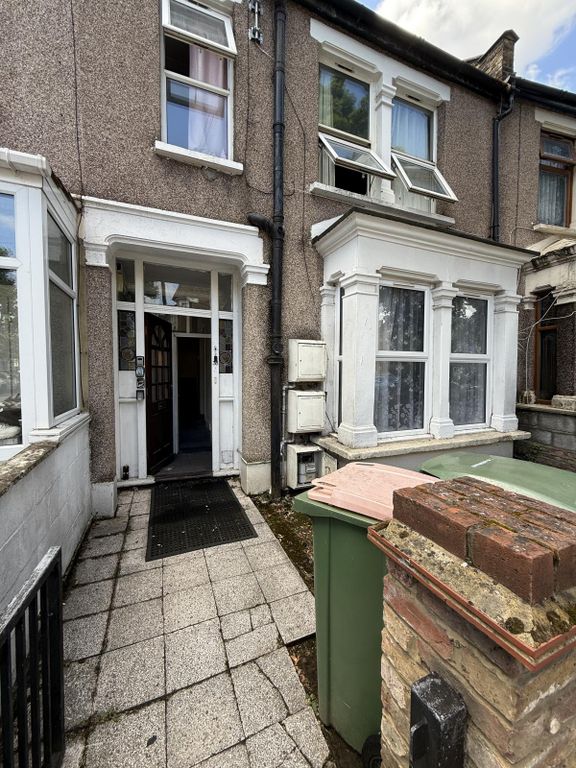 Property photo 1 of 6 Https://Cdn.Rmcloud.Online/Rmc-Temp-Live/Cameron/2Fca17A51Bffe6c38c2c3Ed214F82Ab4.Jpg