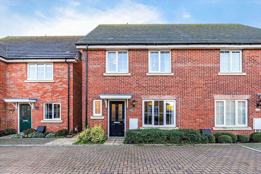 Property photo 1 of 24