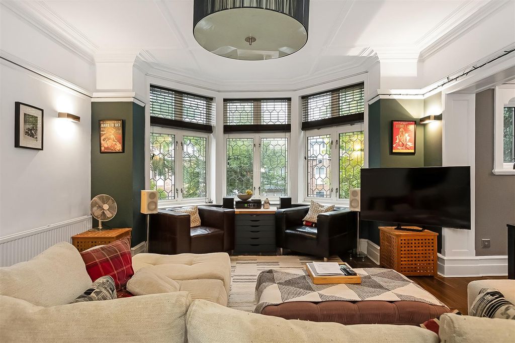 Property photo 3 of 13 Reception Room