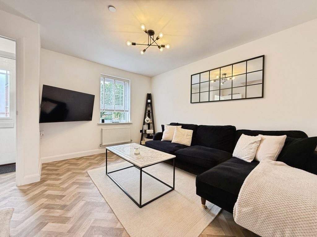 Property photo 2 of 29 4045084