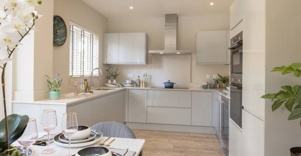 Property photo 2 of 9 Picture No. 08