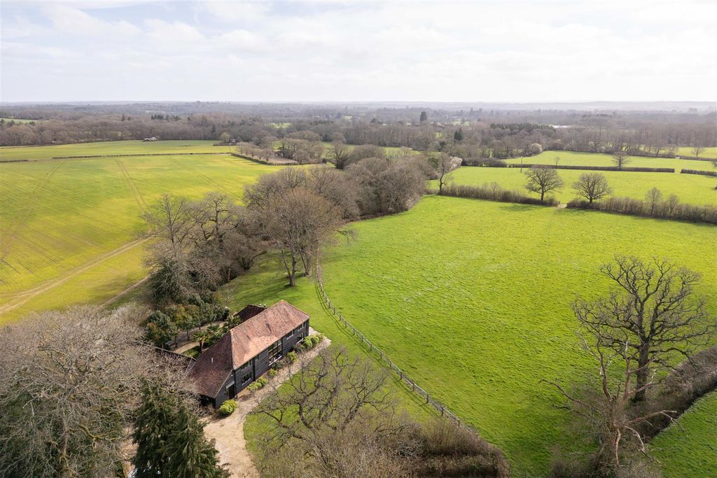 Property photo 2 of 39