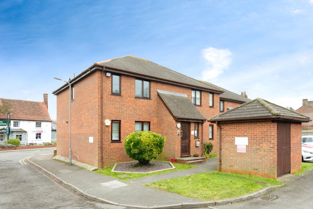 Property photo 1 of 12