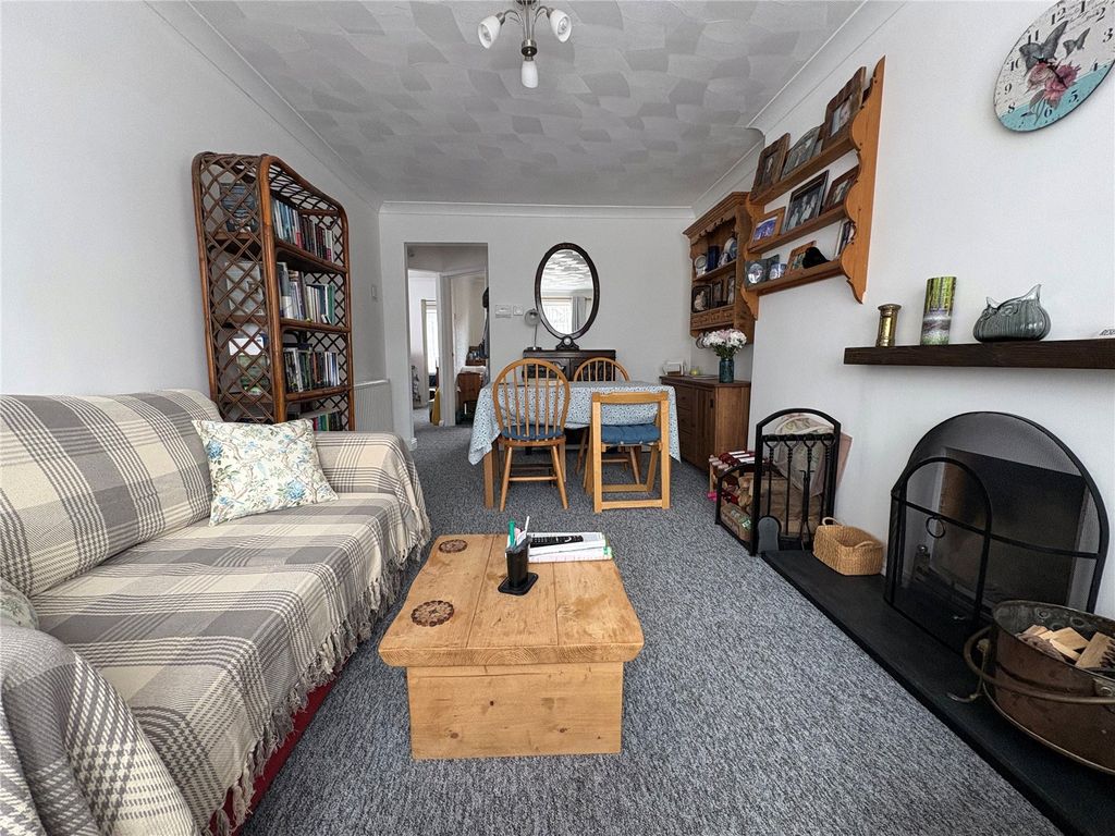 Property photo 3 of 17 Picture No. 05