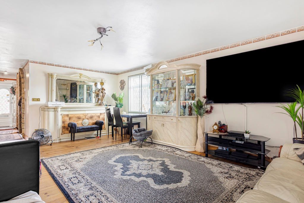 Property photo 2 of 13 Reception Room