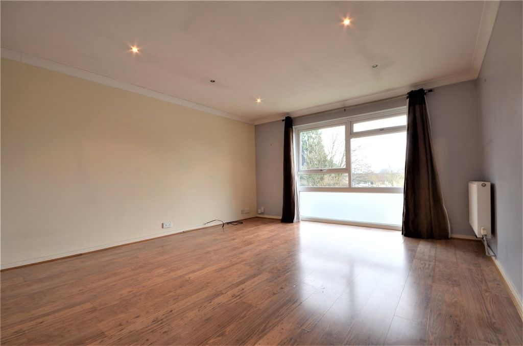 Property photo 2 of 11 Picture No. 02